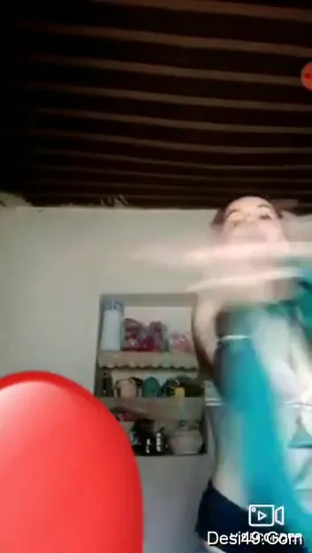 Sexy Paki Bhabhi Shows Her Boobs And Pussy 2