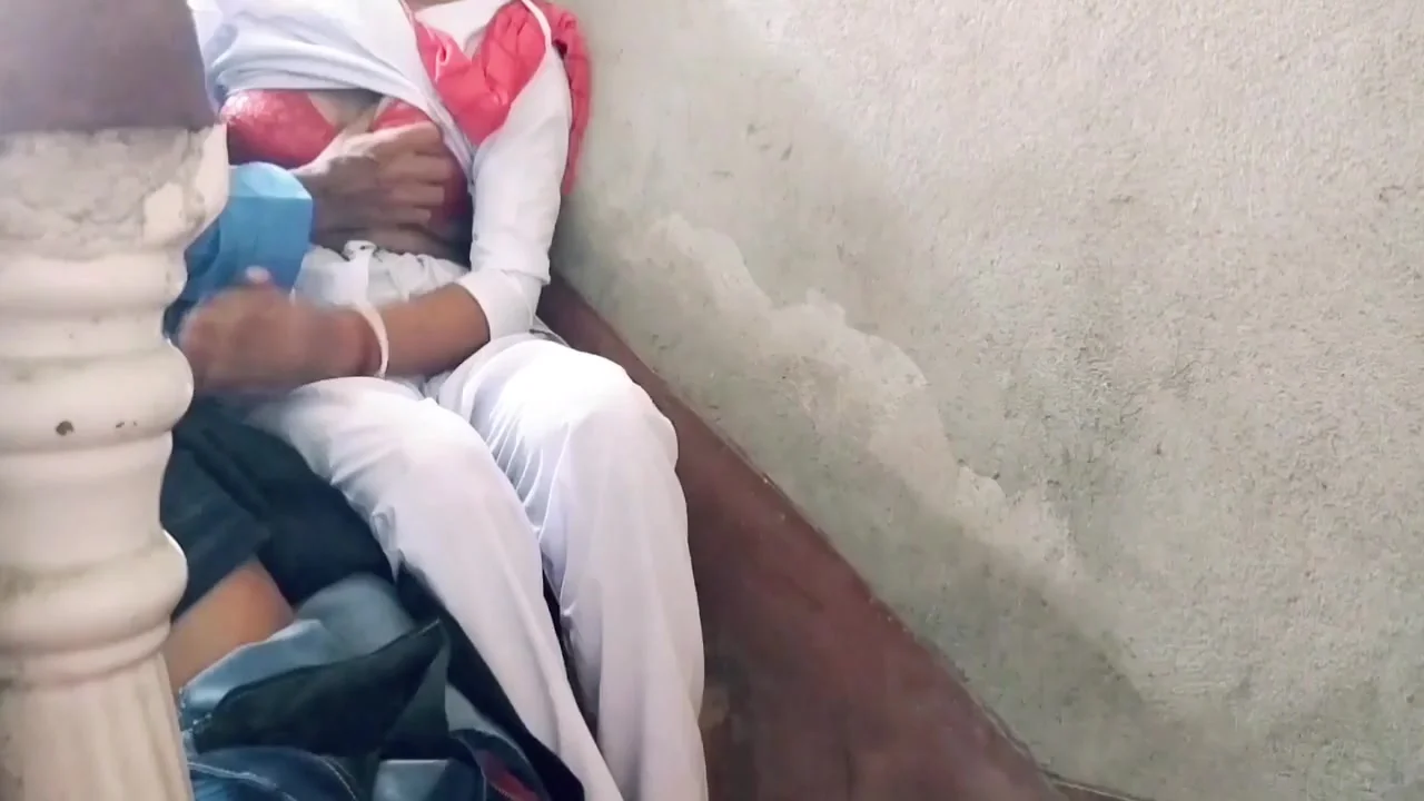 Indian School Lovers Sex Video