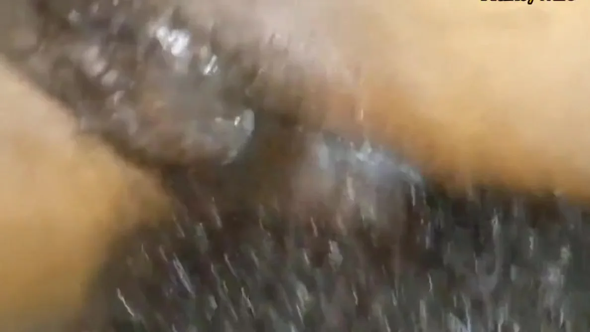 Desi Gaon Ki Aunty Bahut Mast Chudwati Hai