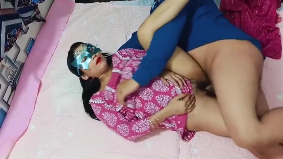 Stepsister Ko Jabar Dasti Pakad Ke Pel Diya