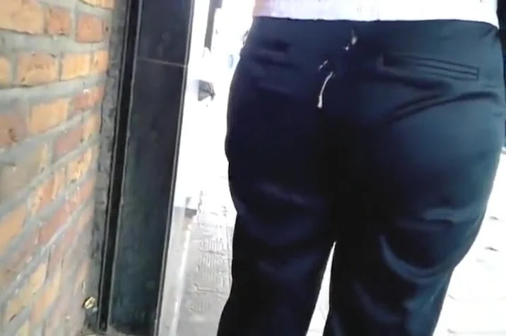 I decorated her pants with the white juice!