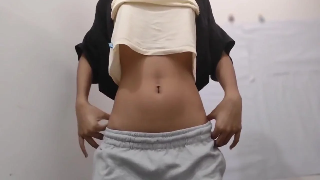 Ana Molly In Beautiful And Sexy Amateur Babe Toy Masturbation