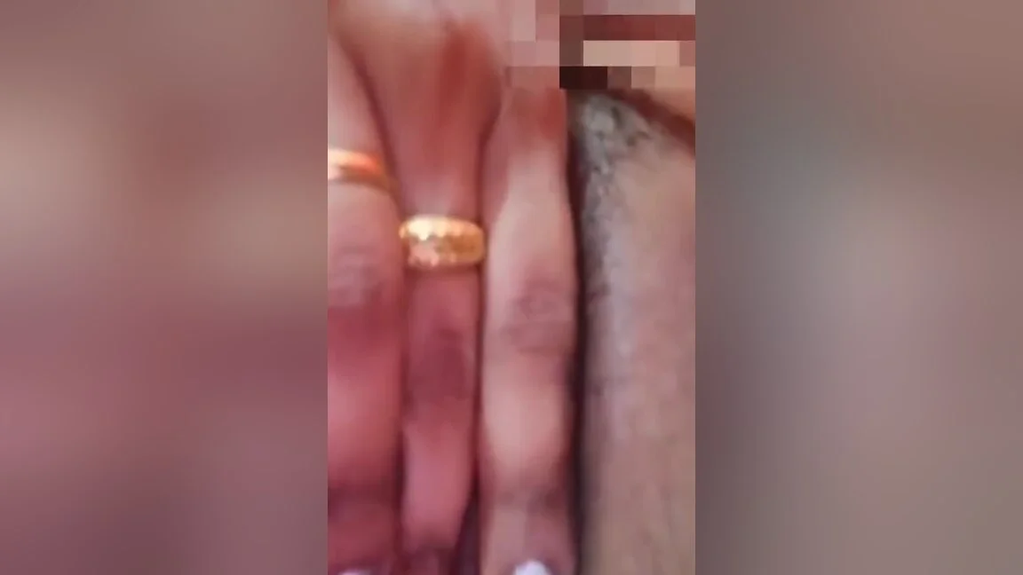 Desi Indian Girl With Sexy Figure Fingering Her Hairy Wet Pussy And Squirting