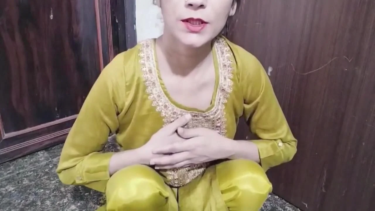 Desi Girl Ko Hotel Me Jabar Dasti Chodane Gya