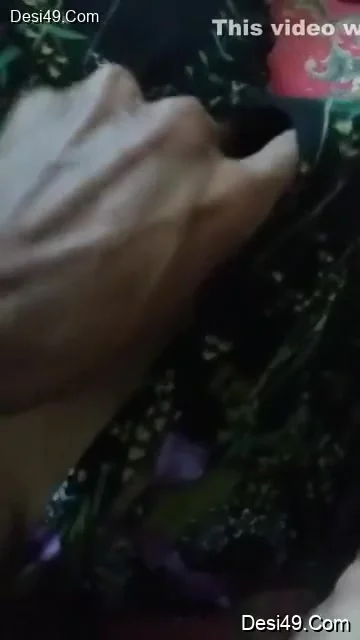 Today Exclusive- Sexy Desi Wife Boob Pressing And Blowjob