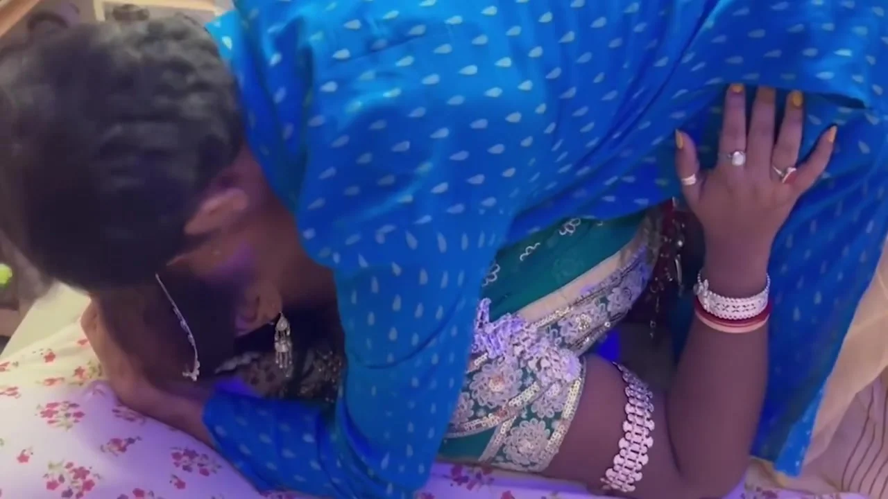 Suhagraat Me Hi Wife Ka Boor Faar Diya