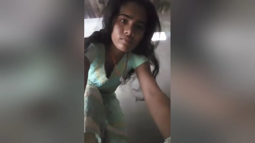 Exclusive- Desi Visage Girl Strip Her Cloths And Showing Her Boobs And Pussy