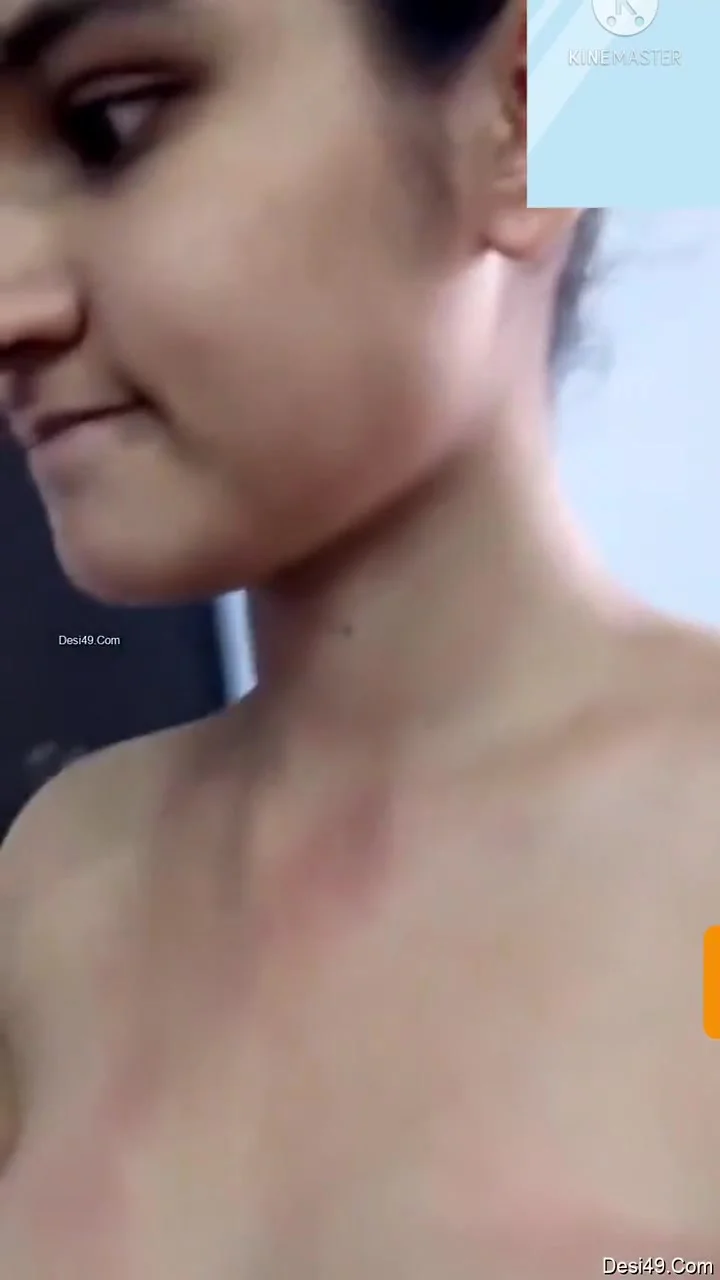 Today Exclusive- Hot Look Desi Girl Showing Her Boobs And Pussy