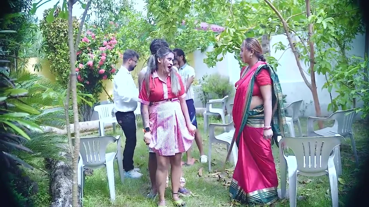 Ndian Biggest Sex School- All Desi Indian Biggest Porn Star Here To Teach You How To Fuck ( Hindi Audio )