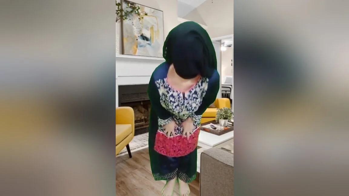 Muslim Girl Fingers Her Dripping Pussy Desi Sexy Wife Showing Big Boobs On Video Nasty