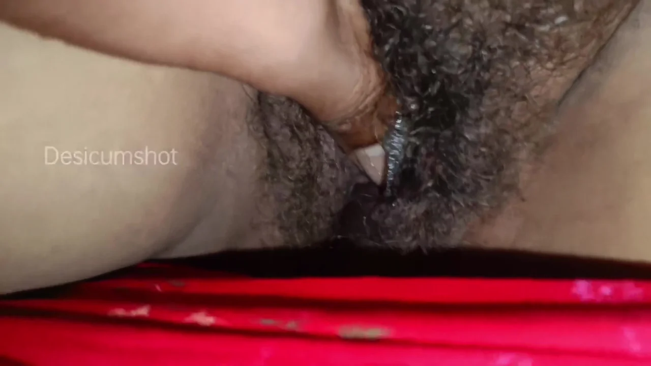 Chut Ki Massage Kar Aunty Ko Pani Pani Kar Di Uske Dever Ne