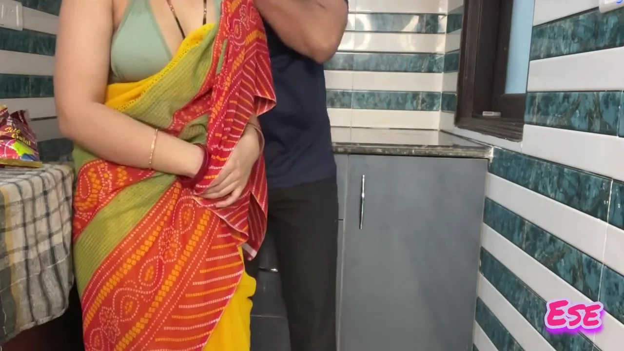 Chachi Ko Holi Ke Din Kitchen Mein Choda