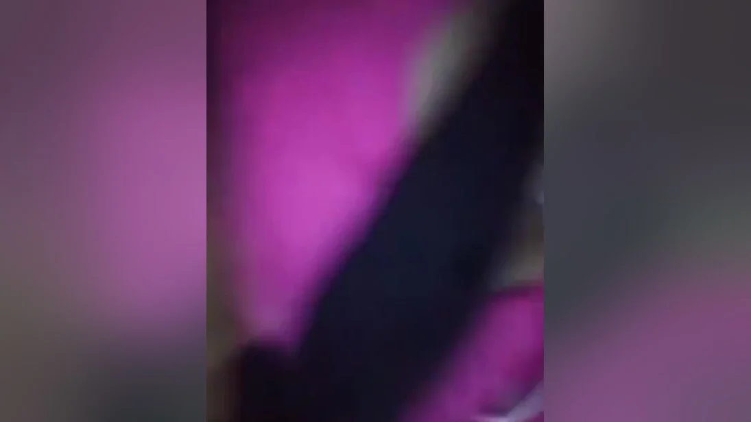 Today Exclusive -cute Desi Girl Shows Her Boobs On Vc 1