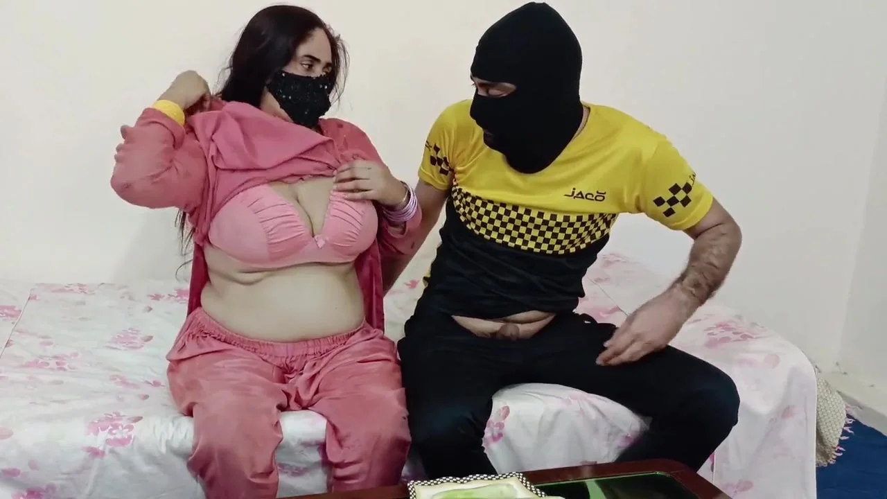 Sexy Indicke Bhabhi Seducing Hard Fucked By Ji Devar