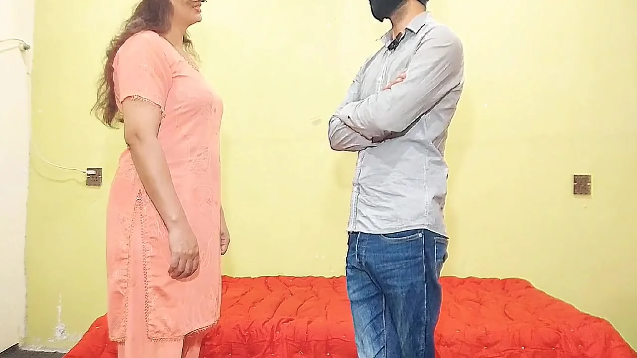 Indian Desi Bhabhi Gand Ki Chudai Malik Makaan Ne Mota Lund Mu Mai Dal Diya Clear Hindi Audio