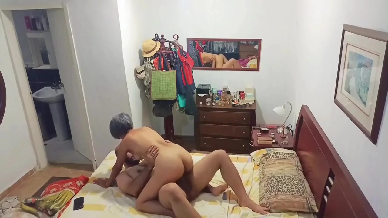 Stepsister Comes Home From Partying And Fucks With Her Fantastic Half-stepbrother - 100% Spanish