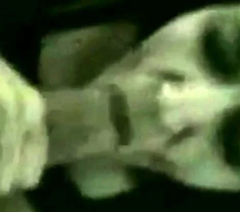 old arab slut gives a blowjob end with unexpected surprise