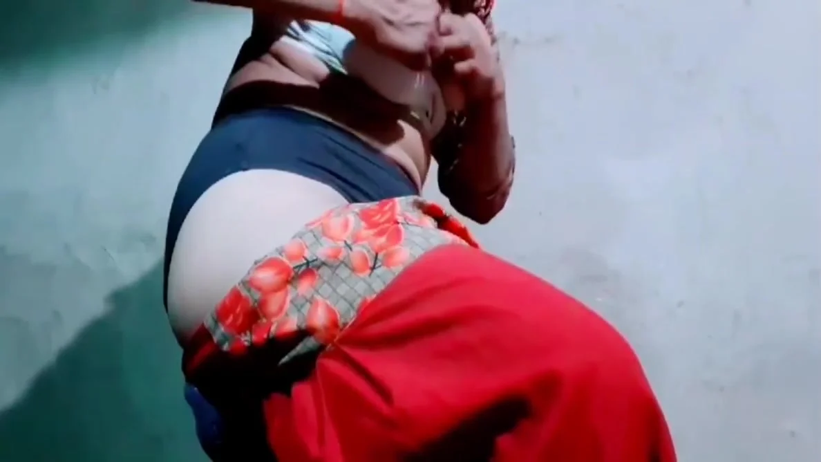 Hot Girl Uploaded Y Hot Video, Exhibiting A Different Type Of Sexy Hot Body, Feeling Sex By Moving Her Body Up And Down, Sex