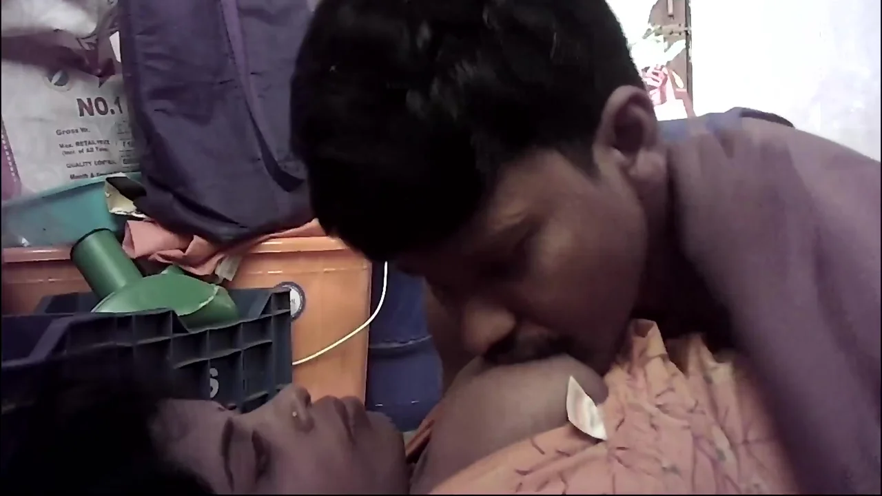 Indian Wife Big Boobs Kissing