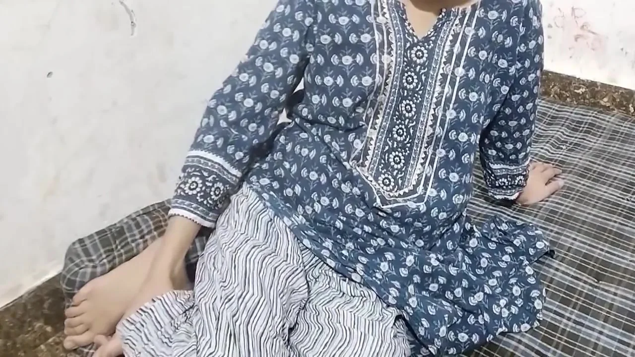 Abbu Jaan Please Muze Mat Chodo Bahut Dard Ho Rha Hai