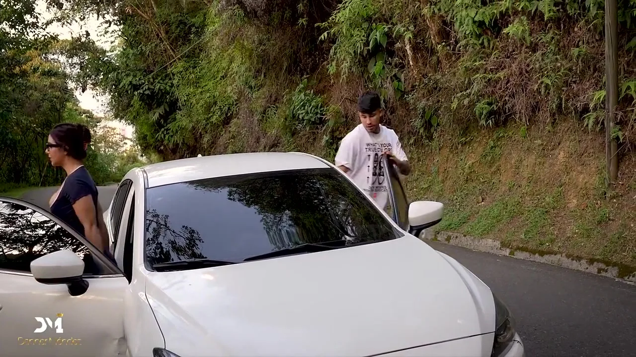 Danner Mendez And Iris Rodriguez In Strange Girl Asks Me To Fuck Her Without A Condom Outdoors