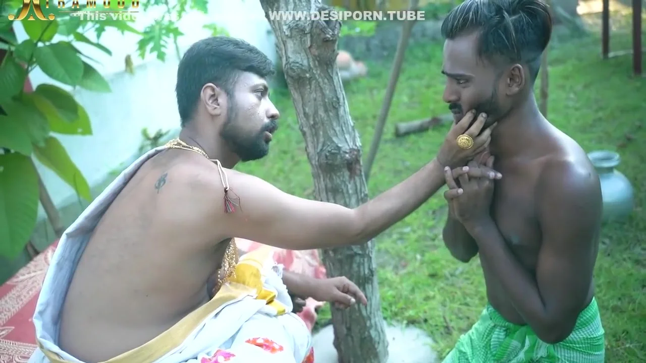 Raja Karj Muft Karnbane K Liye Naukrani Ko Choda Diya Full Outdoor