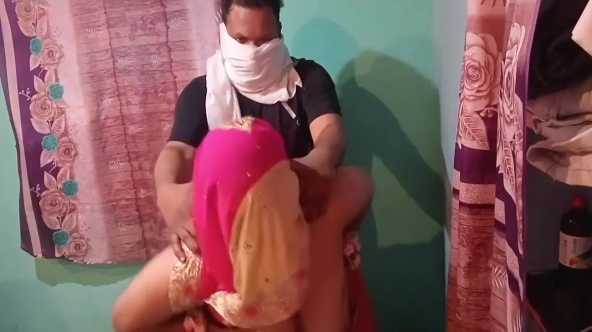 Sexy Bhabhi On Saree Dance With Fucked By Me