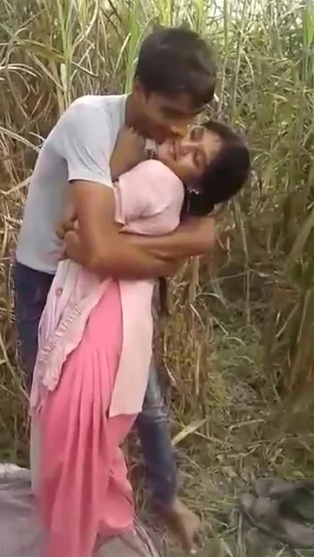 Randi Babhi Field Sex