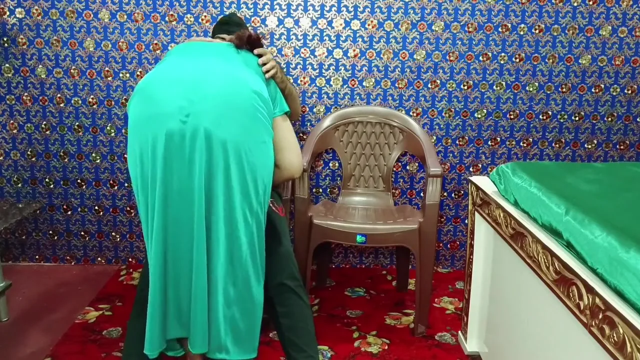 Hot Indian Milf With Thick Boobs Jerks And Sucks My Dick In Doctors Waiting Room