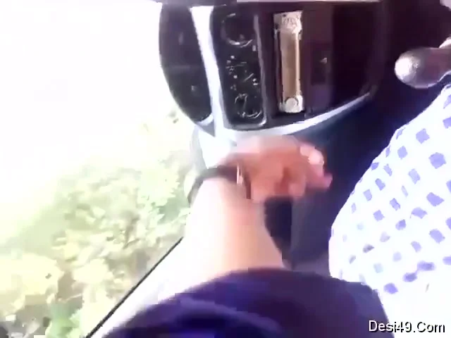 Exclusive- Sexy Look Tamil Wife Blowjob And Hubby Pressing Her Big Boobs