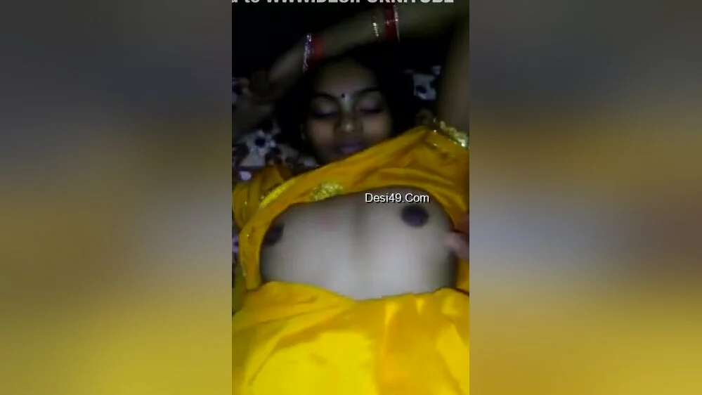 Today Exclusive-sexy Vlg Bhabhi Blowjob And Fucked 2