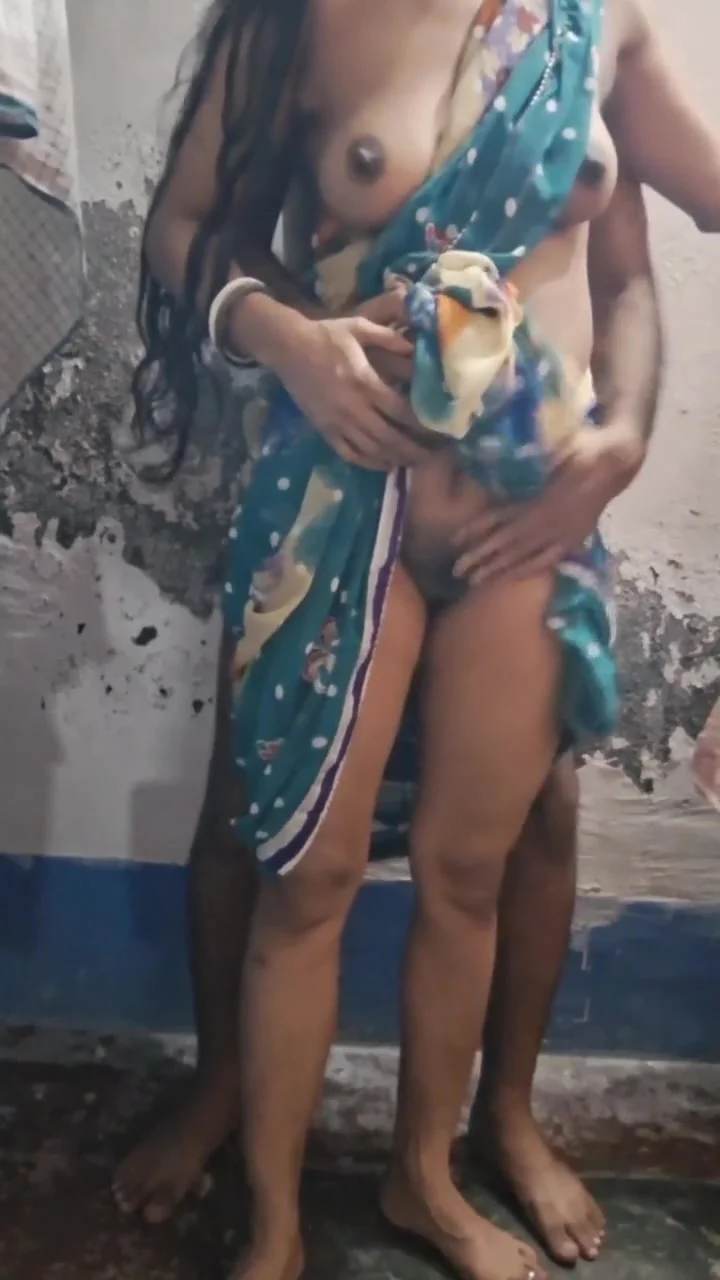 Village Bhabhi In Hot Ki Chudai