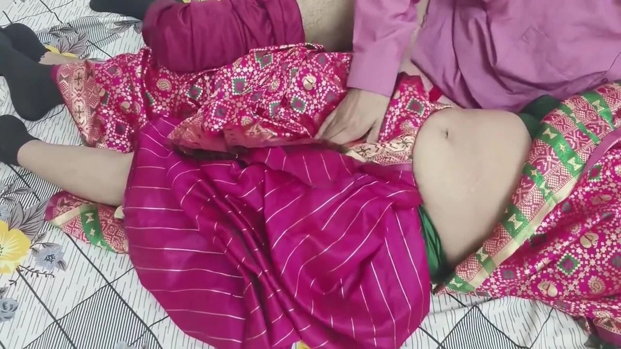 Patni Ke Office Jan Ke Baad Pati Ne Nokrani Ko Jabardast