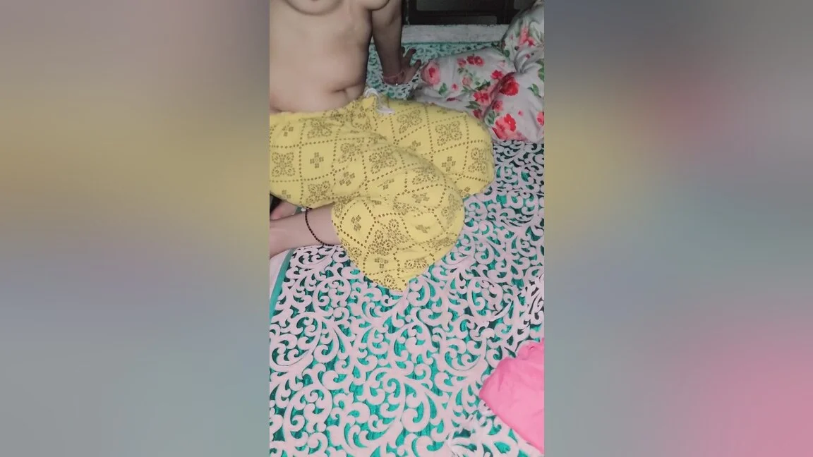 Hot Stepmom Fuck With Desi Hot Figure