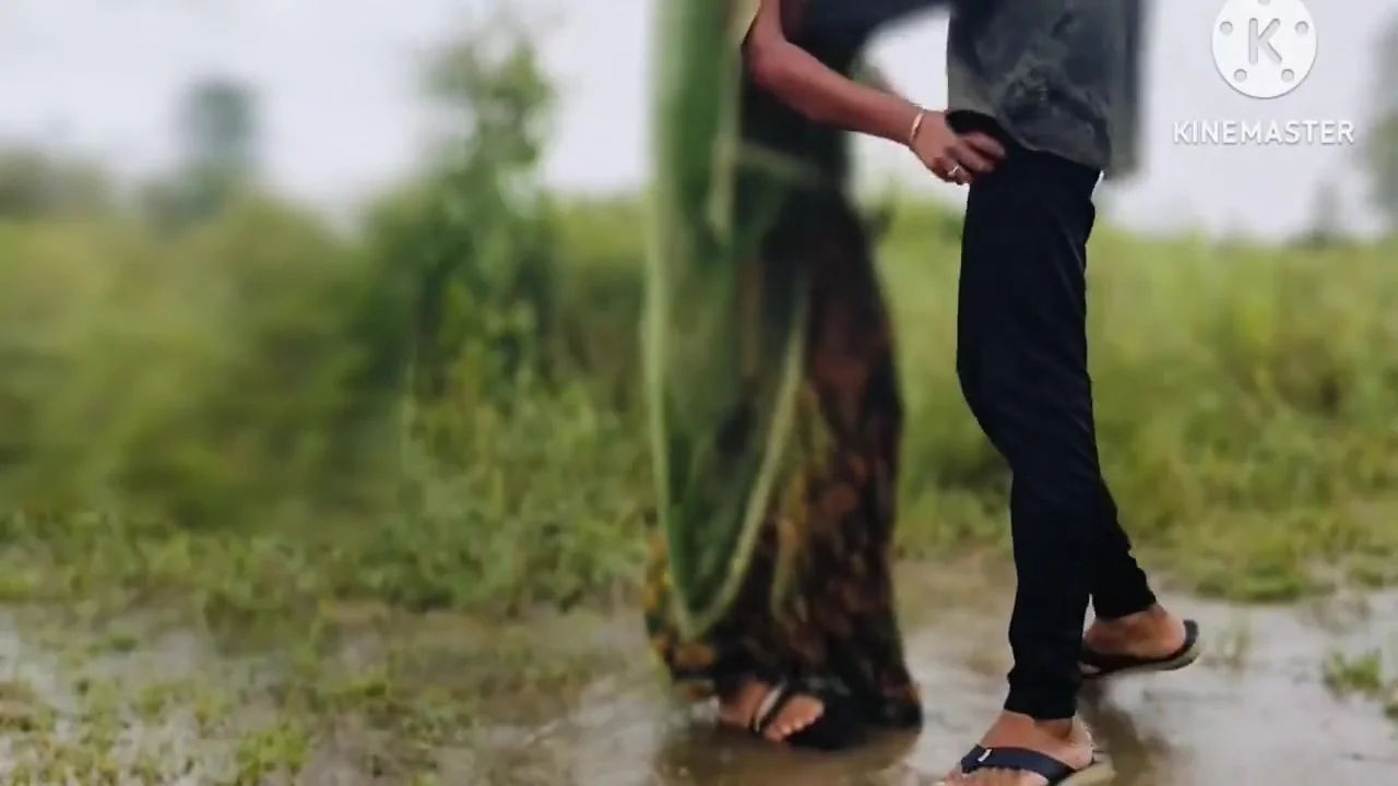 Desi Bhabhi Ne Apane Devar Ko Jungal Me Lekar Ache Se Chudai Karwayi Outdoor Sex