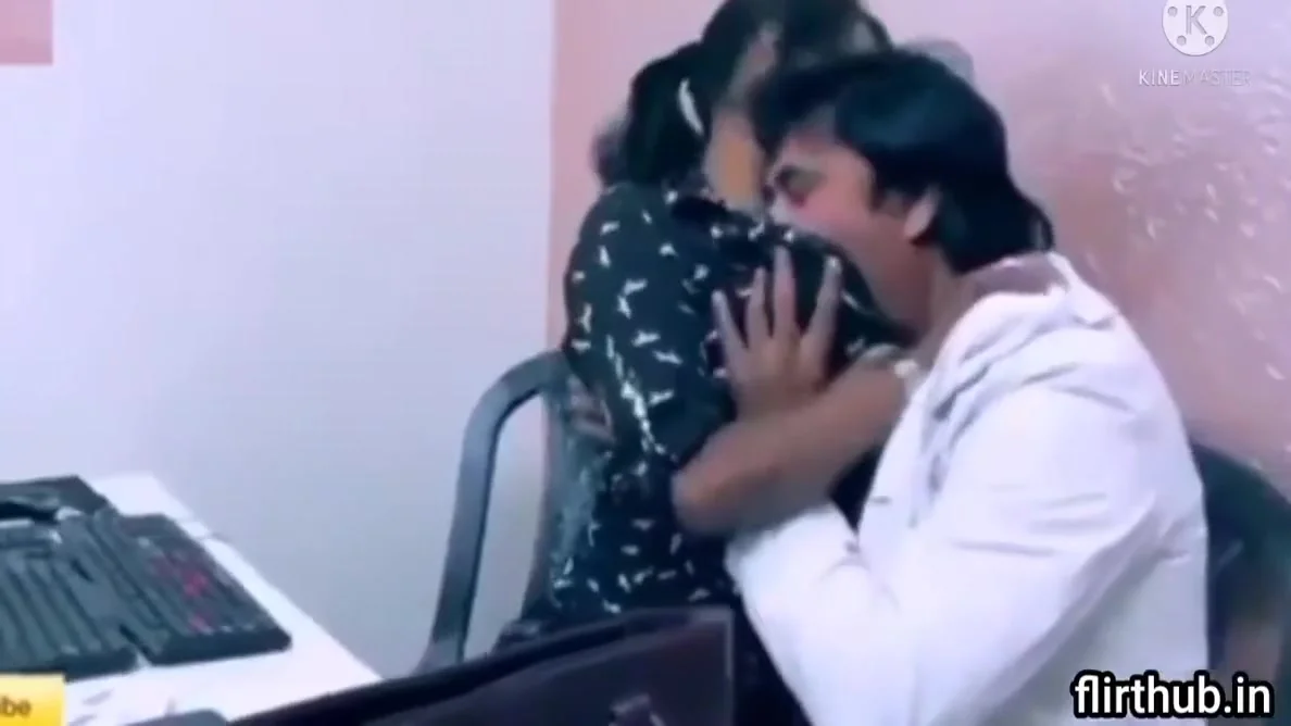 Doctor Ne Hot Girl Ko Clinic Ki Bathroom Me Choda