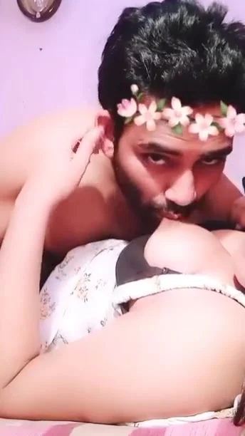Indian Private Sex Show Video Leaked Out - Live Cam