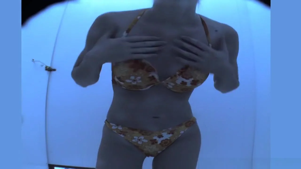 Changing Room, Amateur, Beach Video Uncut