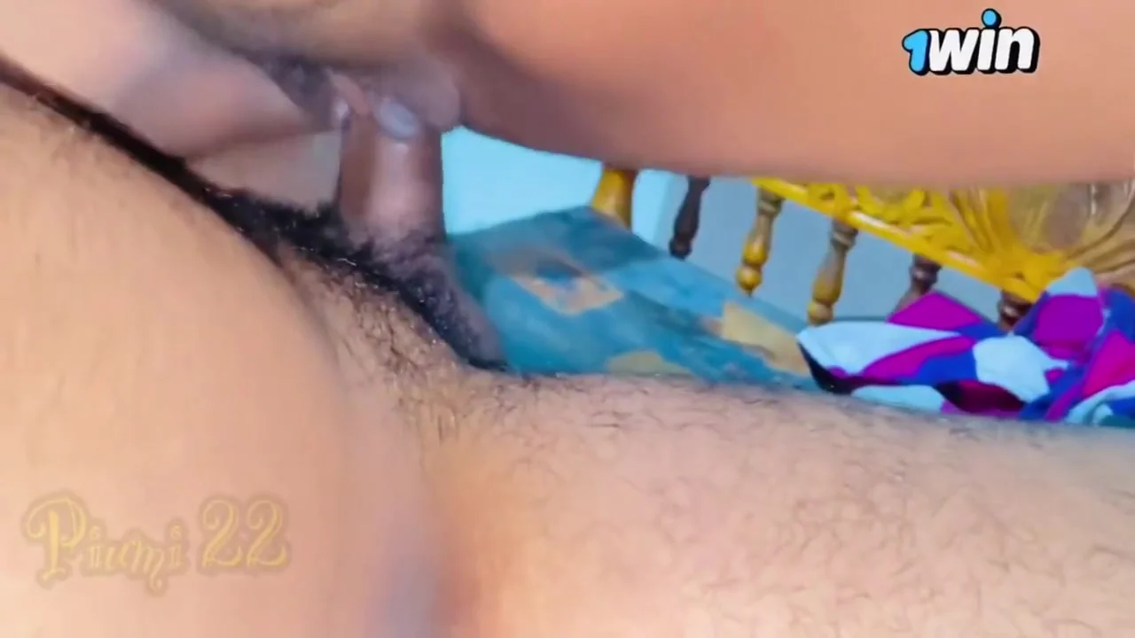 Sri Lankan New Sinhala Sex Step Auntycame To Find Her Pussy Cat Whith Fuck .pluming 22