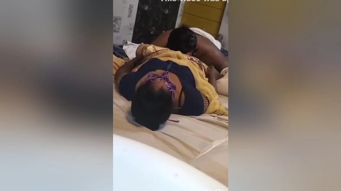 Indian Girl Hot Sex With Customer At Lodge