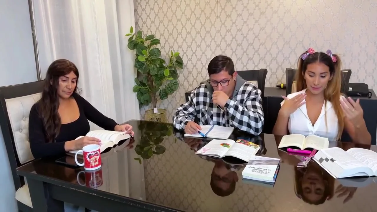 The Babysitter Didnt Notice! Fucking The Stepsister Is Better Than Doing Homework