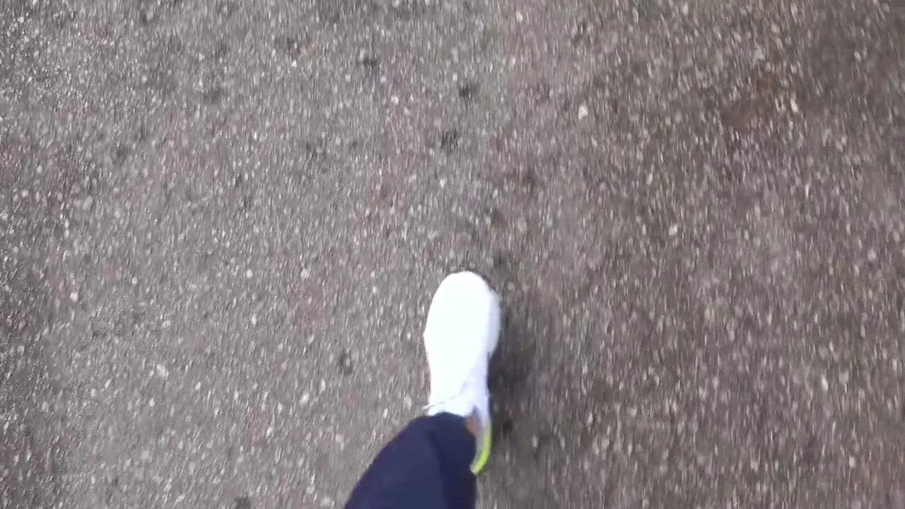 Turkish Girl In Germany Is So Horny !!! Sex With A Stranger During Her Lunch Break