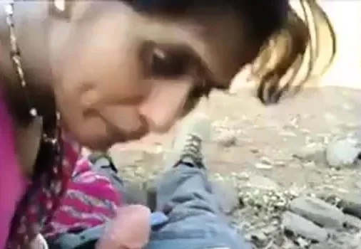 desi randi village bhabhi sucking guy's cock talking sexy