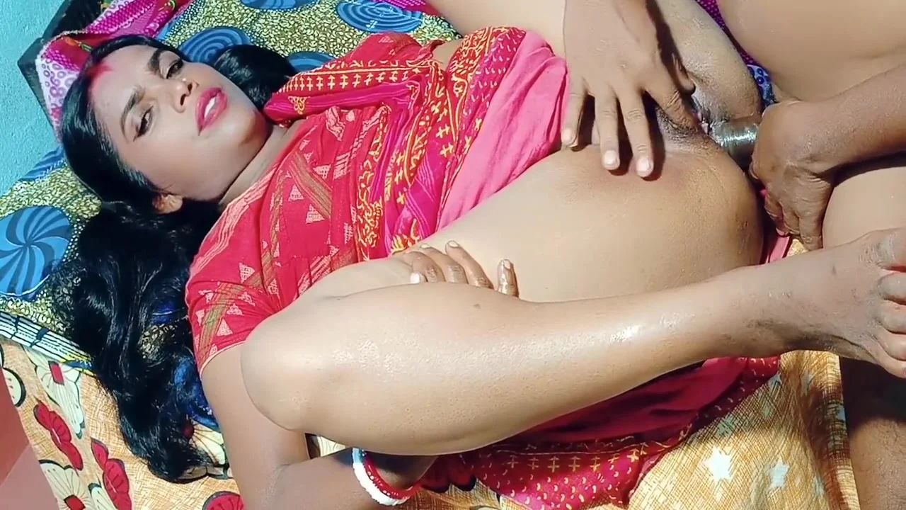 Sex Wife In Sasur Ji Kissed Younger Stepsons Wife To Potas Pod And Gud Both Desi Wife Cheating Sex