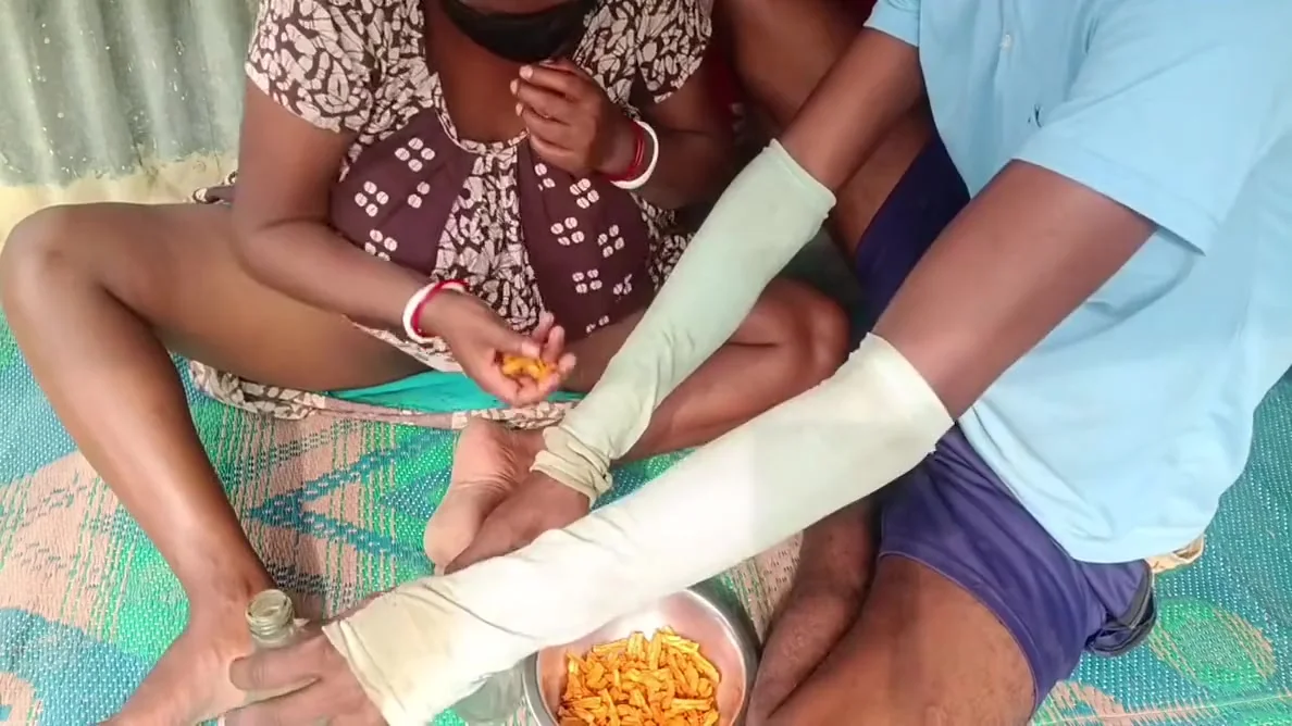 Desi Gaon Ki Bhabhi Ke Sath Chudai