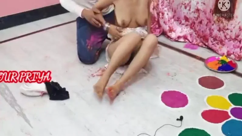 Zoya Bhabhi Holi Par Rangeen Goddi Ban Kar Khub Chudi- 4