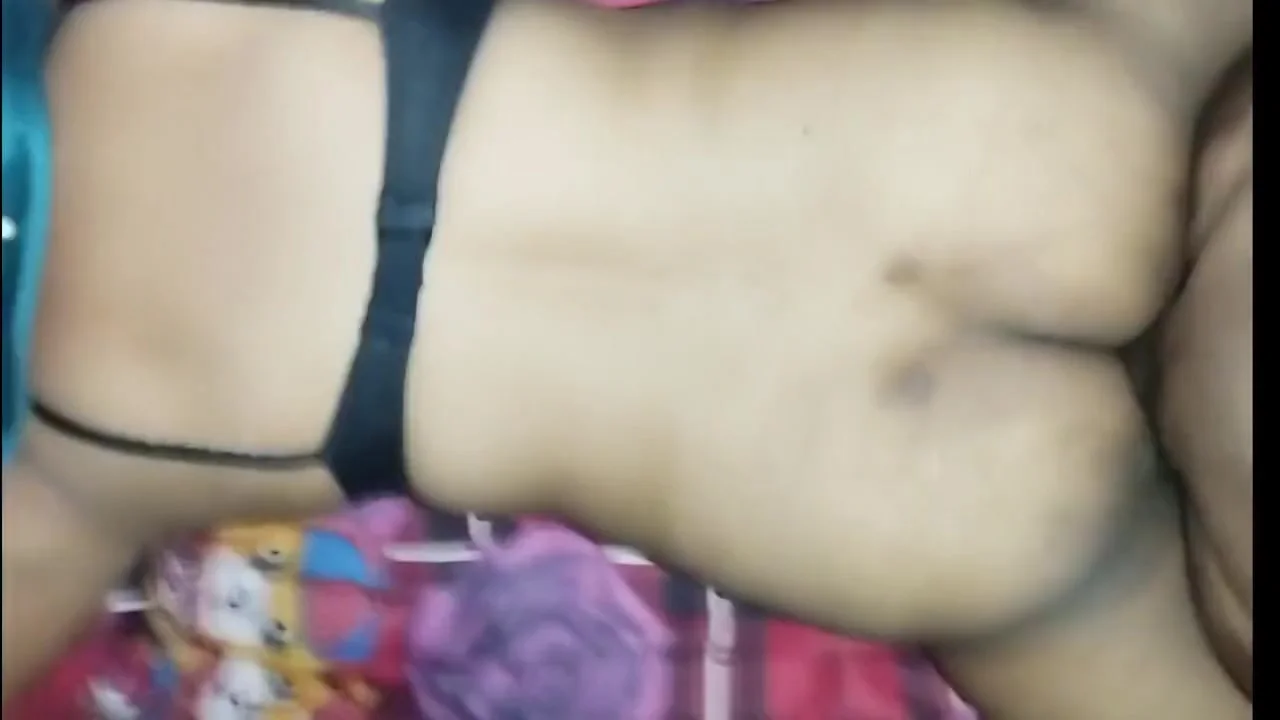 Hot Indian Desi Wife