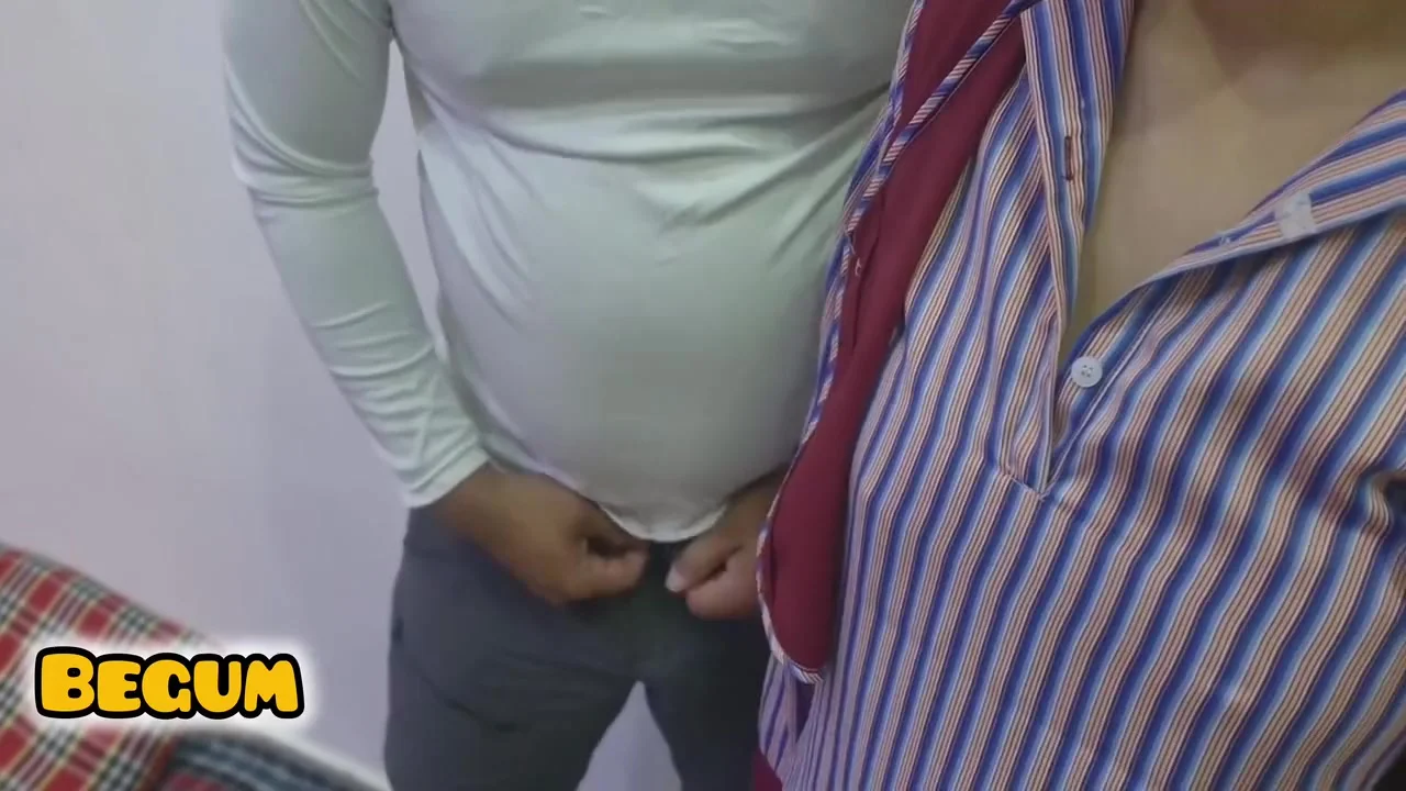 Desi School Gf Ki Chudai Dost Ke Flat Par