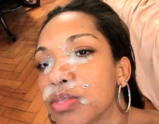 Amateur webcam blowjob and cumshot