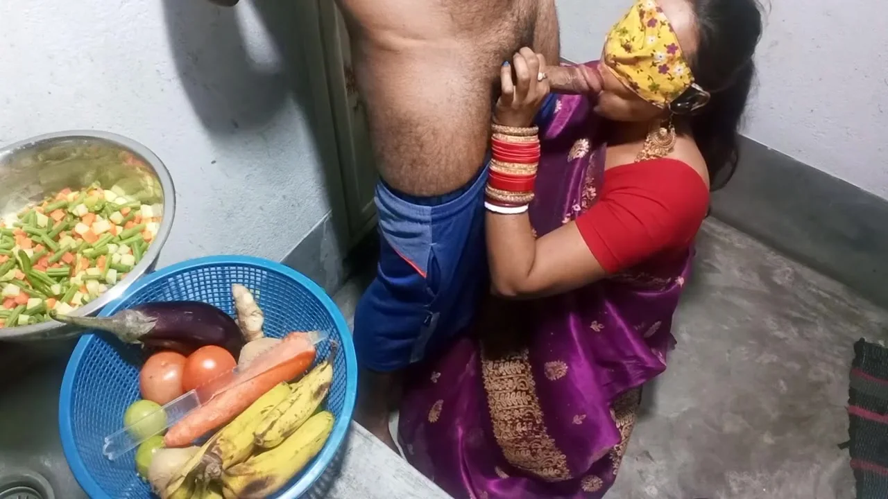 Morning Kitchen Xxx Fucking In Standing Doggy - Bhabhi Ko Kitchen Me Choda With Devar Bhabhi And Morning Sex